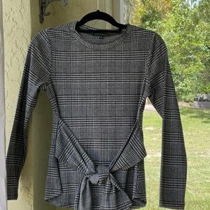 💖Haute Monde black white Lon sleeve houndstooth top